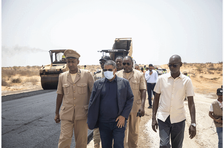  Nouakchott : Le ministre de l’Équipement constate l’état d’avancement des travaux routiers