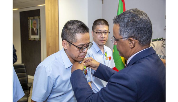 Mauritanie: Décoration des 22 membres de la 35ème mission médicale chinoise