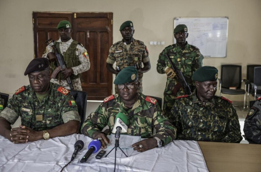  Guinée-Bissau : le président Embalo arrêté, « bien traité » (responsable militaire)