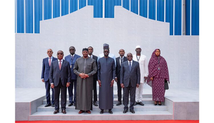  Dakar: le ministre de la Défense représentant Ghazouani à la commémoration du 81ème anniversaire du massacre des tirailleurs sénégalais