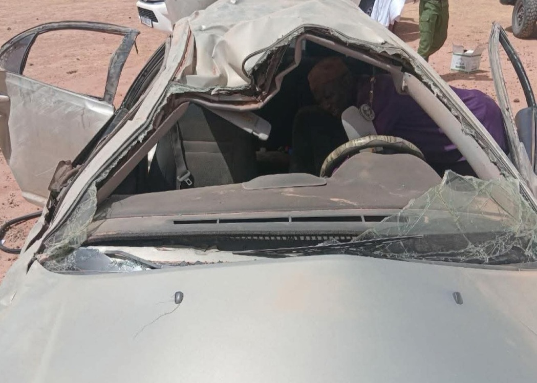 Une voiture sort de la route et fait des tonneaux : un mort et des blessés graves vers Aleg ( Sources)